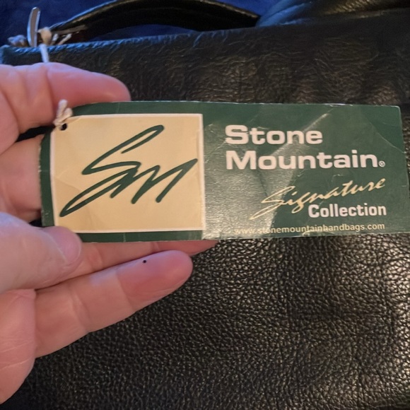 Stone Mountain black leather purse - Picture 10 of 16